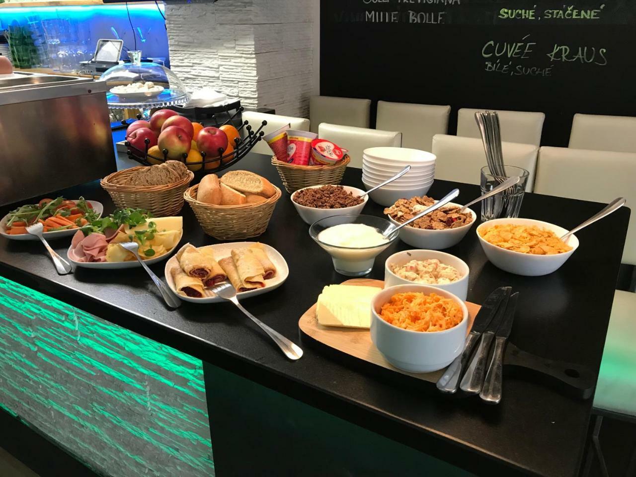 Apartmany Caffe & Grill Roudnice nad Labem Eksteriør bilde