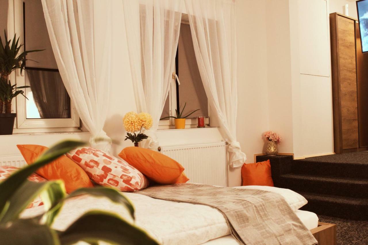 Apartmany Caffe & Grill Roudnice nad Labem Eksteriør bilde
