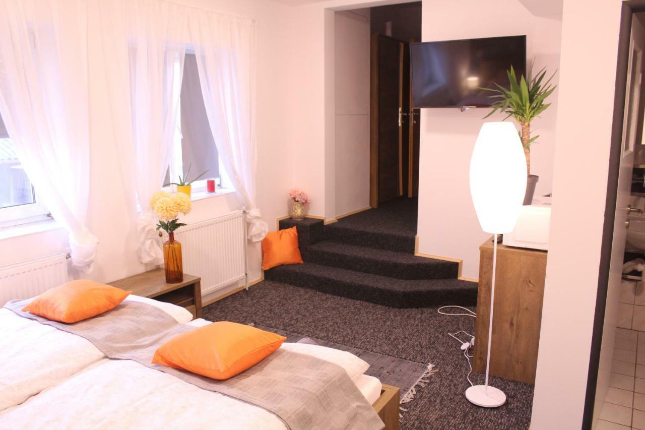 Apartmany Caffe & Grill Roudnice nad Labem Eksteriør bilde